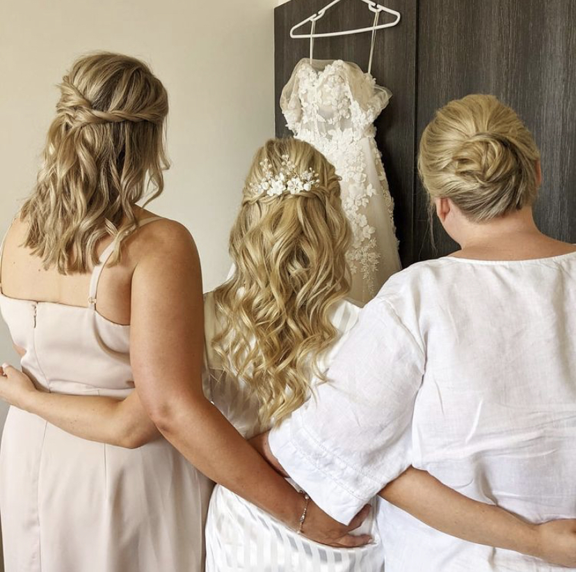 Bridal half up-down with waves
